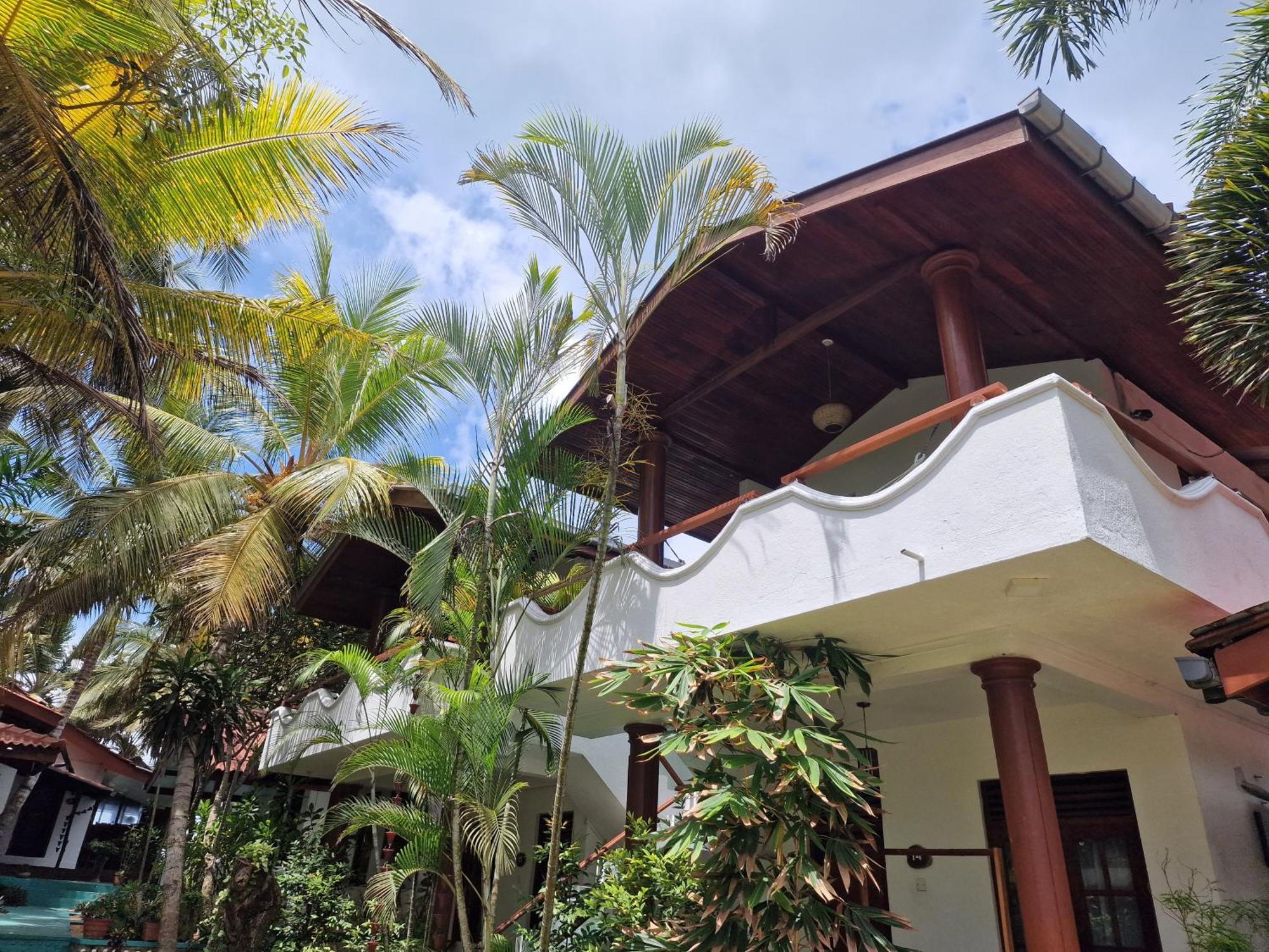 Panorama Beach Hotel Tangalle Buitenkant foto